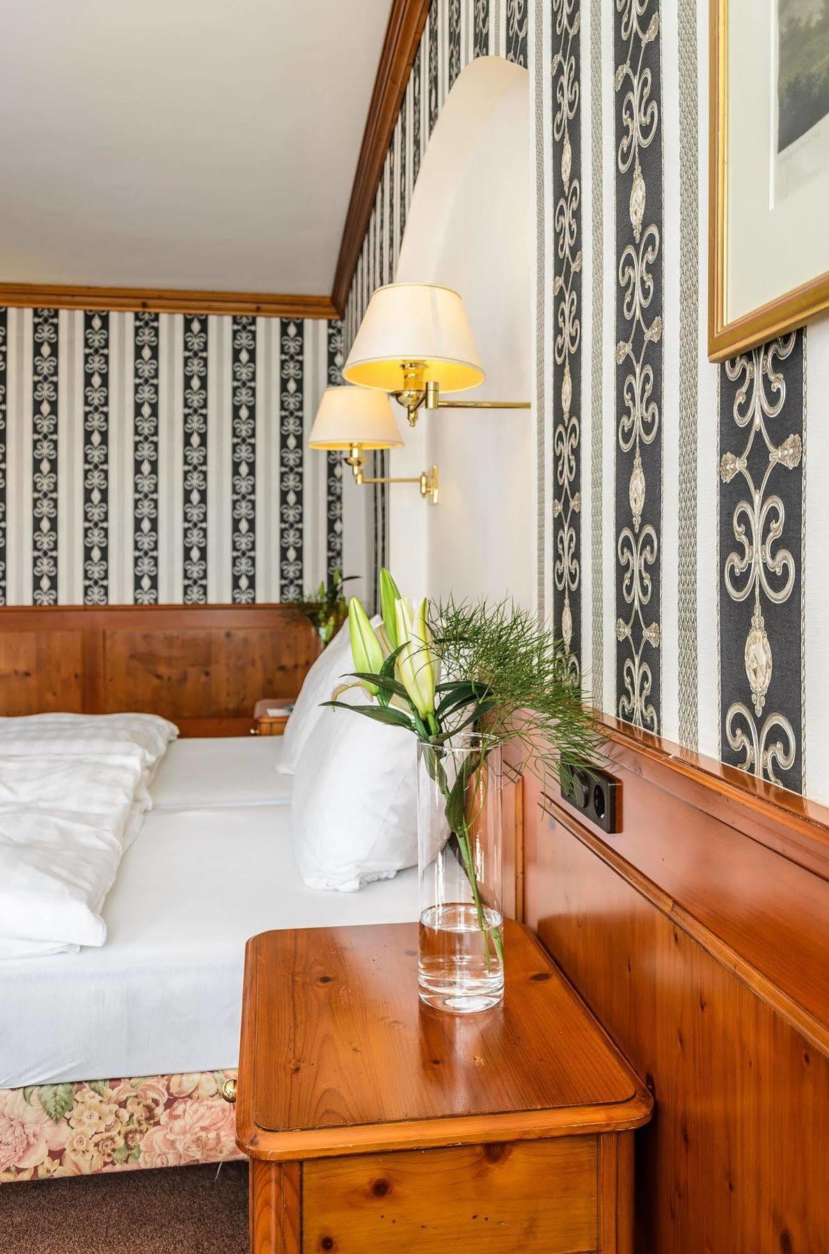 Akzent Hotel Goldner Hirsch Kamenz Eksteriør billede